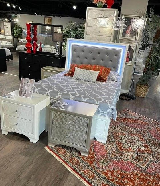 4PC LED Bedroom set Dresser Mirror Night stand King or Queen size bed frame