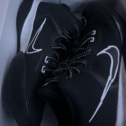 3 Shoes With Boxes (Give Offer)