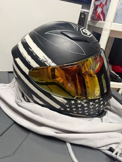 Shoei RF-1200 Full-Face Motorcycle Helmet American Flag Graphics