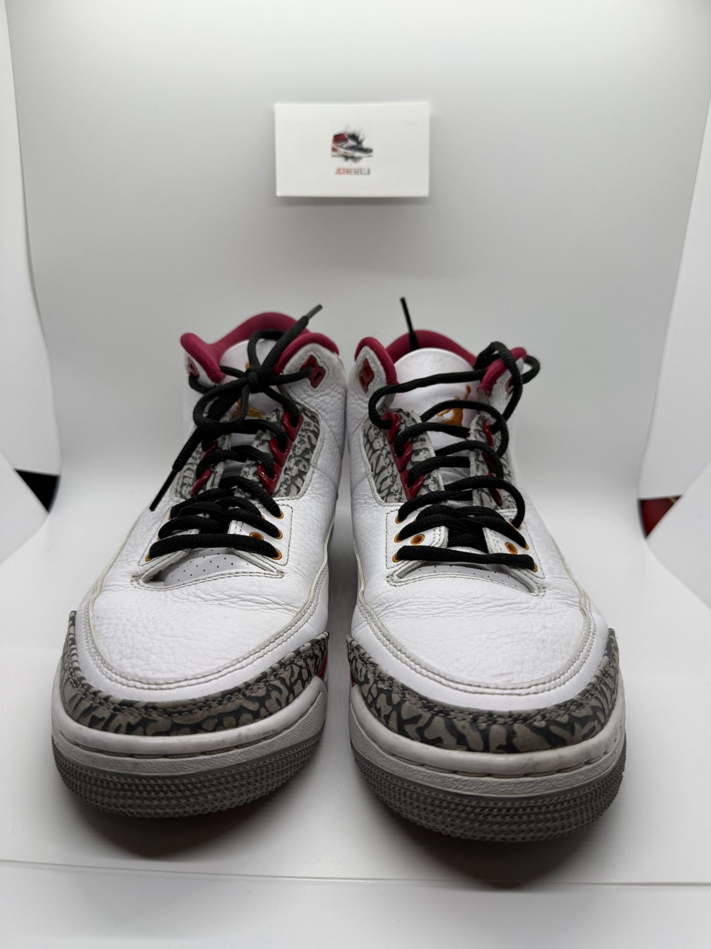 Jordan 3 Retro “Cardinal Red” Size 9.5