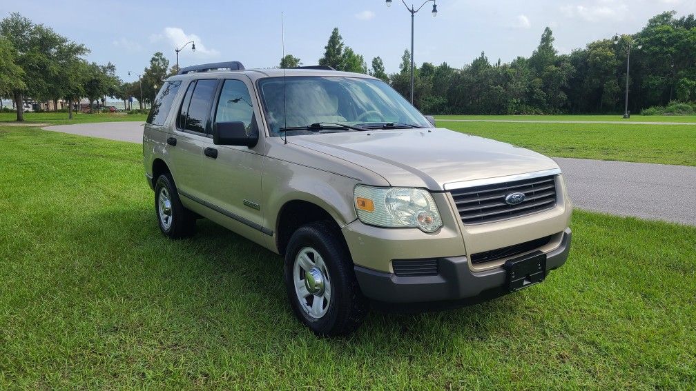 2006 Ford Explorer