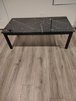 COFFEE TABLE AND END TABLES