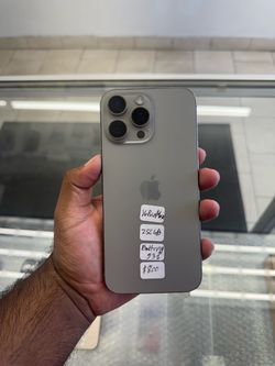 iPhone 16 Pro Max 256GB Factory Unlocked