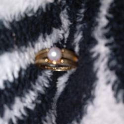 Vintage Avon Pearl Ring