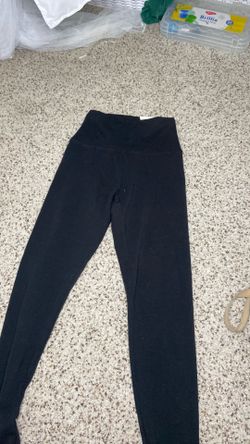 XS NEW LEGGINGS (NEVER WORN