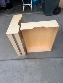 Pull out trash drawer and cans