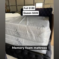 Queen / full memory foam mattress