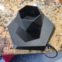 Floating Pot . Amazing Conversation Piece. 