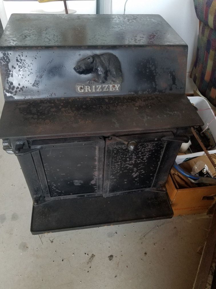 Grizzly Wood Stove..