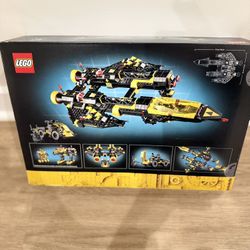 Lego - Blacktron Renegade - Brand New -