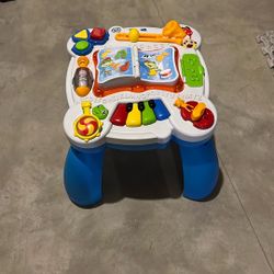 Toddler Standing table 