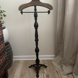 Wood & Wrought Iron Valet Stand with Suit & Jacket Rack, Jewelry Tray and Pant Bar 