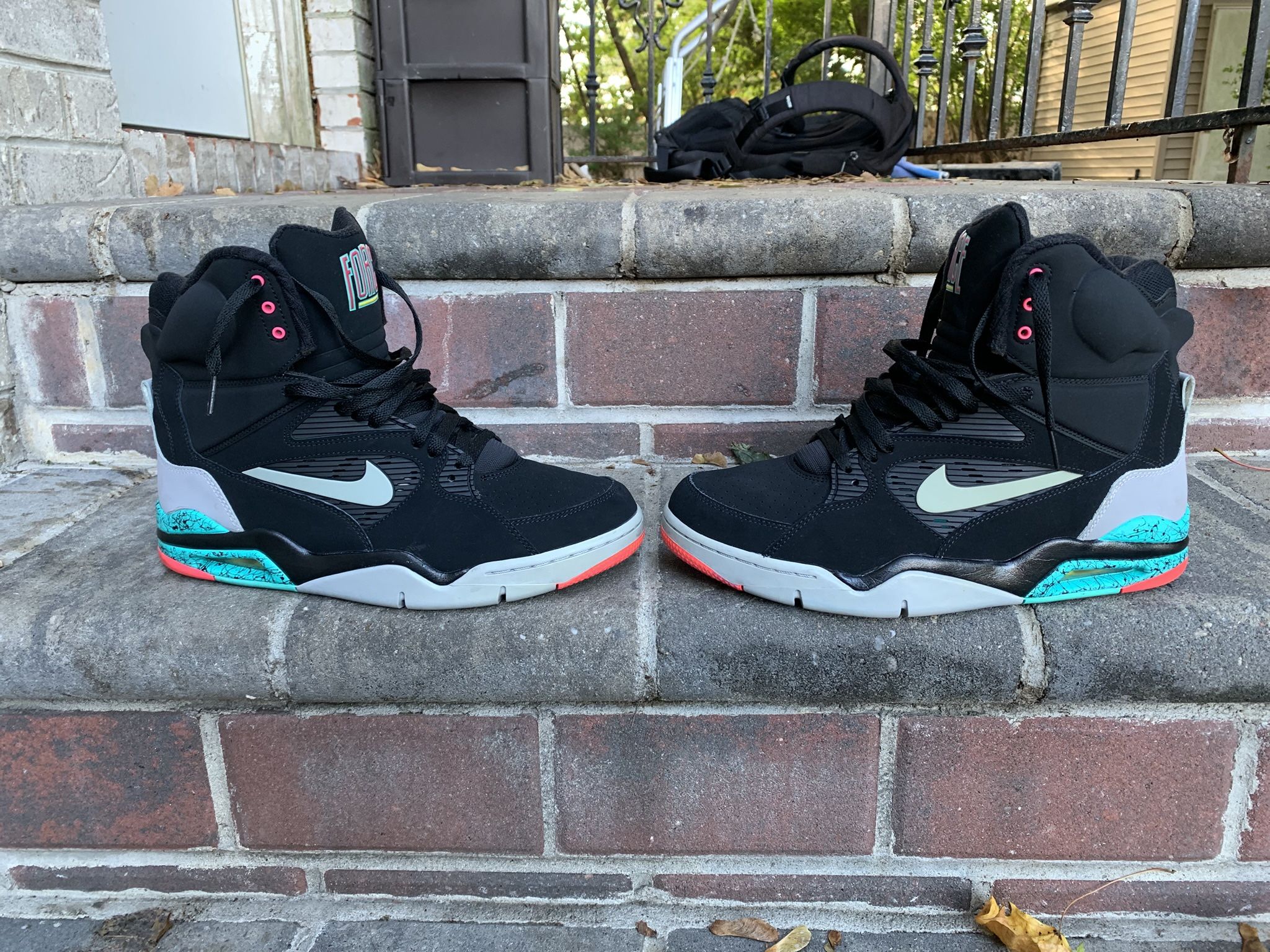 Nike Air Command Force Spurs