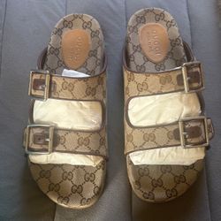 Men’s Slide Gucci Sandals With Buckle Size 9