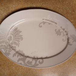 Beautiful White And Silver Serving Platter 