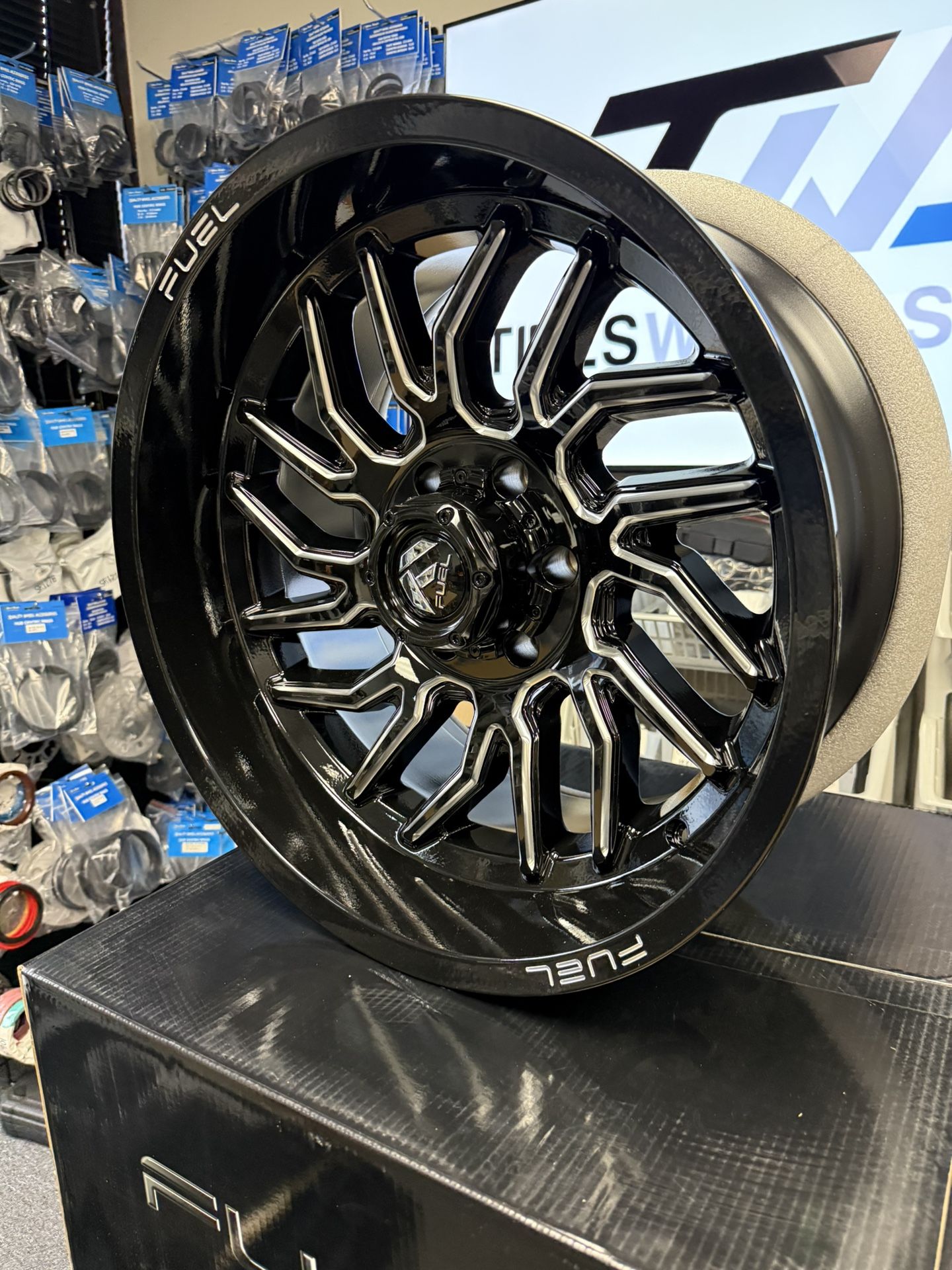 Set 4 Fuel D807 Hurricane 20x10 6x5.5 Gloss Black Milled Wheels 20" -18mm