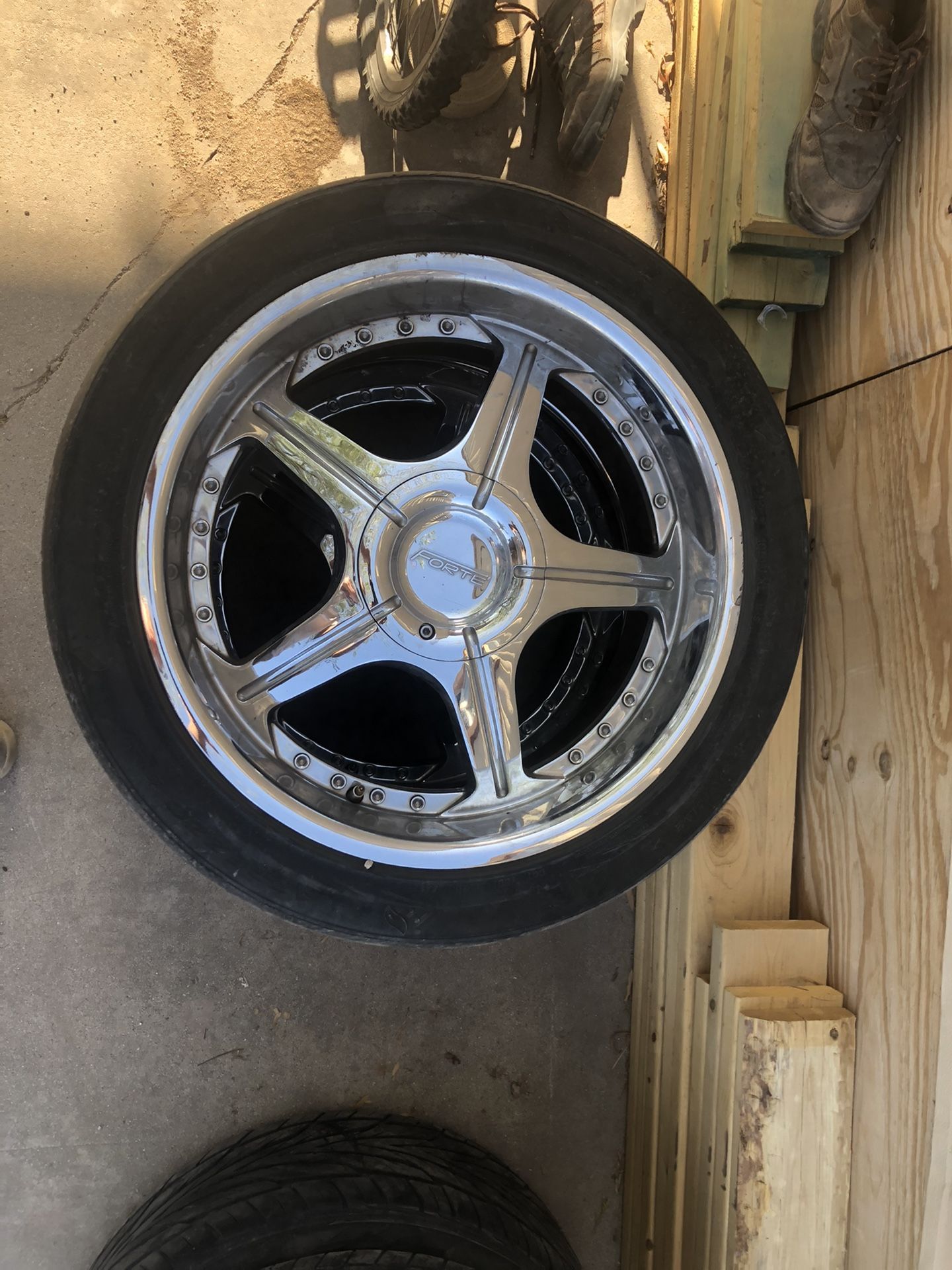 Universal Rims 20 (10 holes)