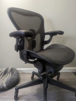 Hermann milller Aeron officee