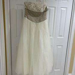Wedding Gown/Bridesmaid Dress/Maid Of Honor 