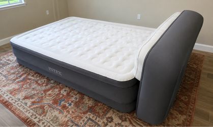 Intex Dura-Beam Deluxe Queen Air Mattress w/ Headboard & Built-In Pump – Like New