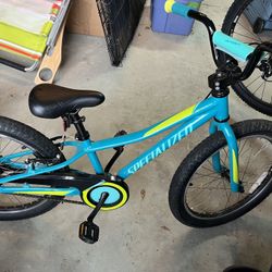 Like New Specialized Riprock 20’ Bike $100