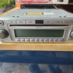 Chrysler CROSSFIRE CAR STEREO (OEM) Infinity 