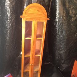 Curio Cabinet $30 5 Ft Tall