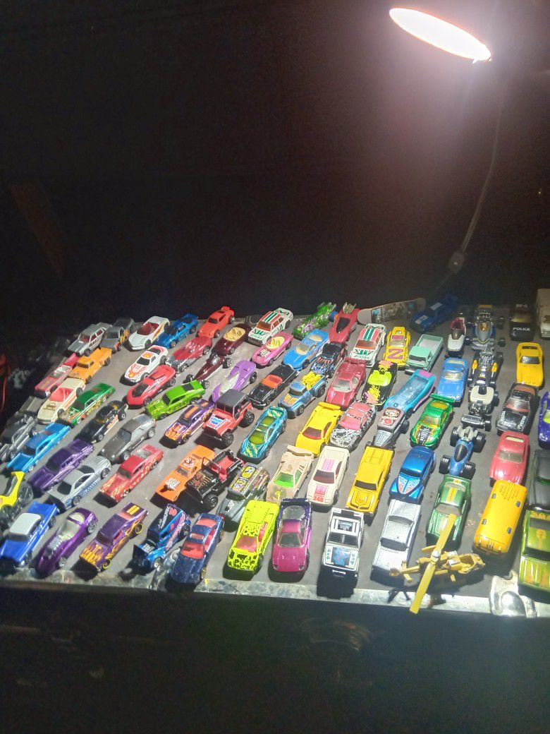Vintage Hot Wheels Collection 100$