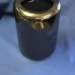 MacPro Late 2013 Xeon Six Core 3.5 - 32 Gb  - 500gb Ssd - Dual FirePro D500