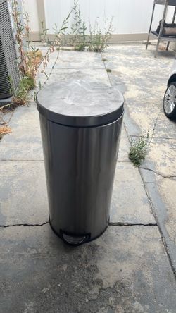 Stainless Steel Step Trash Can – Large