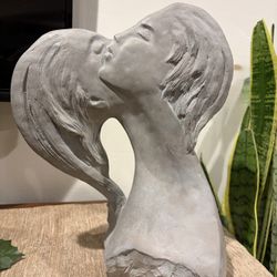 1980 Austin Productions "Faces of Love" sculpture designed by David Fisher