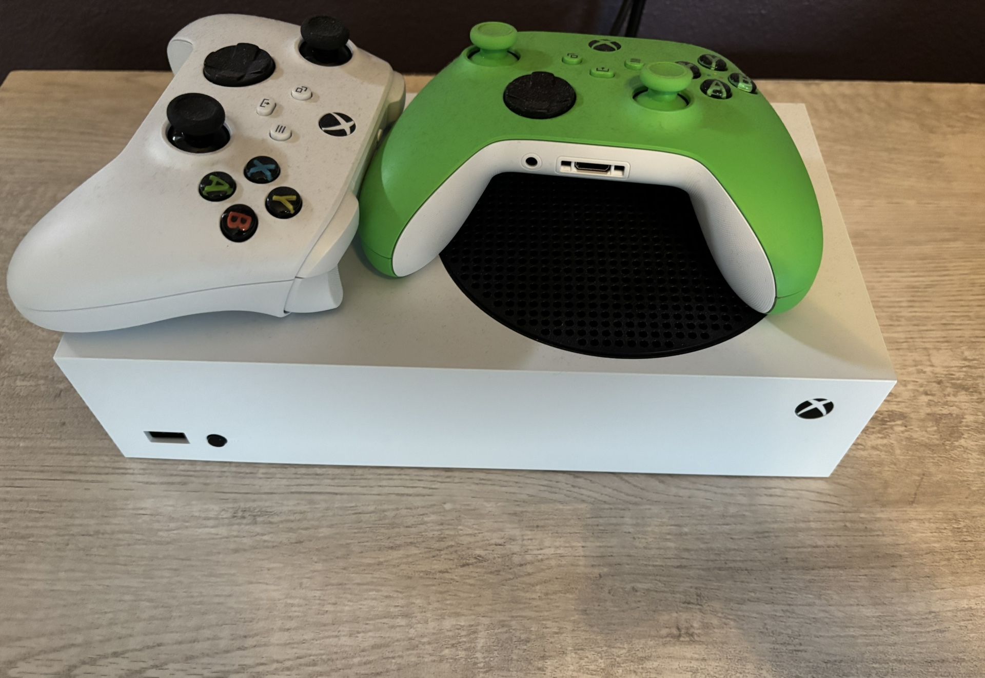 Xbox Series S With 2 Controllers