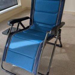 Zero-gravity Reclining Lawn Chair