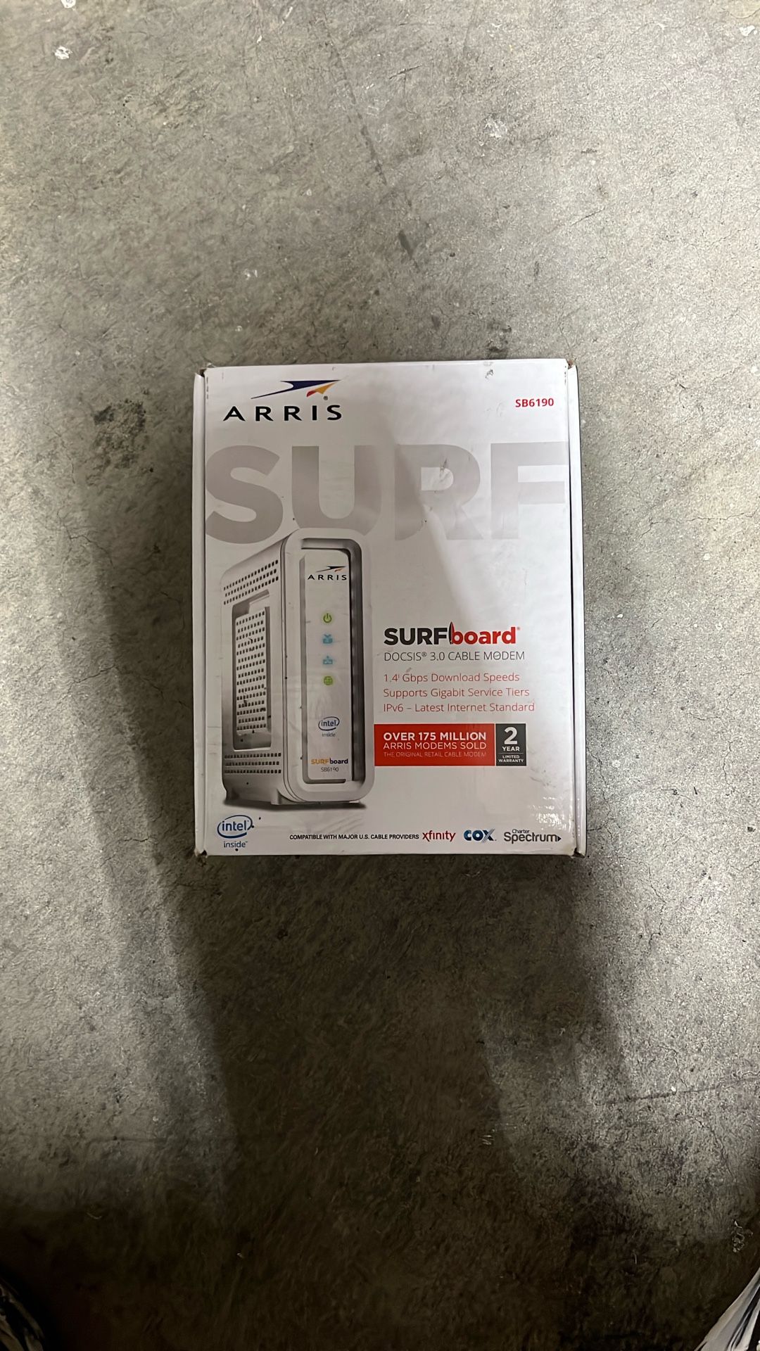 Arris Surfboard DOCSIS 3.0 CABLE MODEM