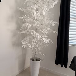 White Decorative Tree 7ft Tall 