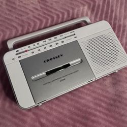 Crosley Cassette Player + 15 Cassettes 