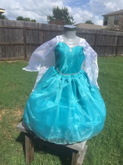 Size 3T girls Elsa frozen costume dress