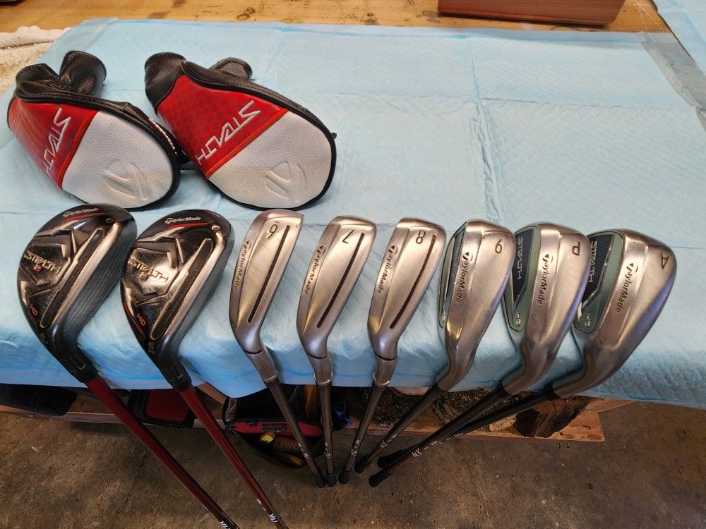 Taylormade Stealth HD Irons 6-PW,AW and 4-5 Hybrids
