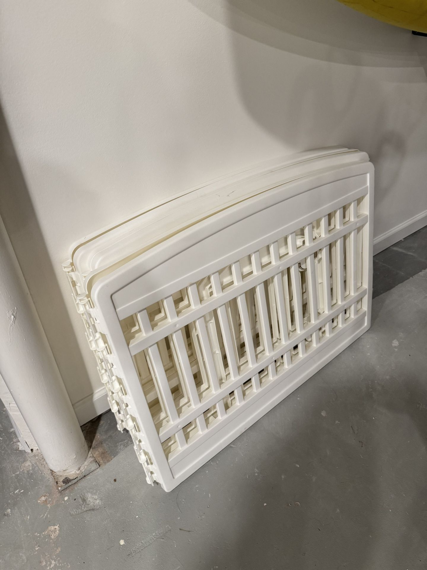 White 6-Panel Dog Playpen with Door, 61 x 61 x 24