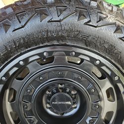 Vision Rims With Terra Hunter XT Tires Set Of 5 !!! 35x12.50 R 20LT 121R