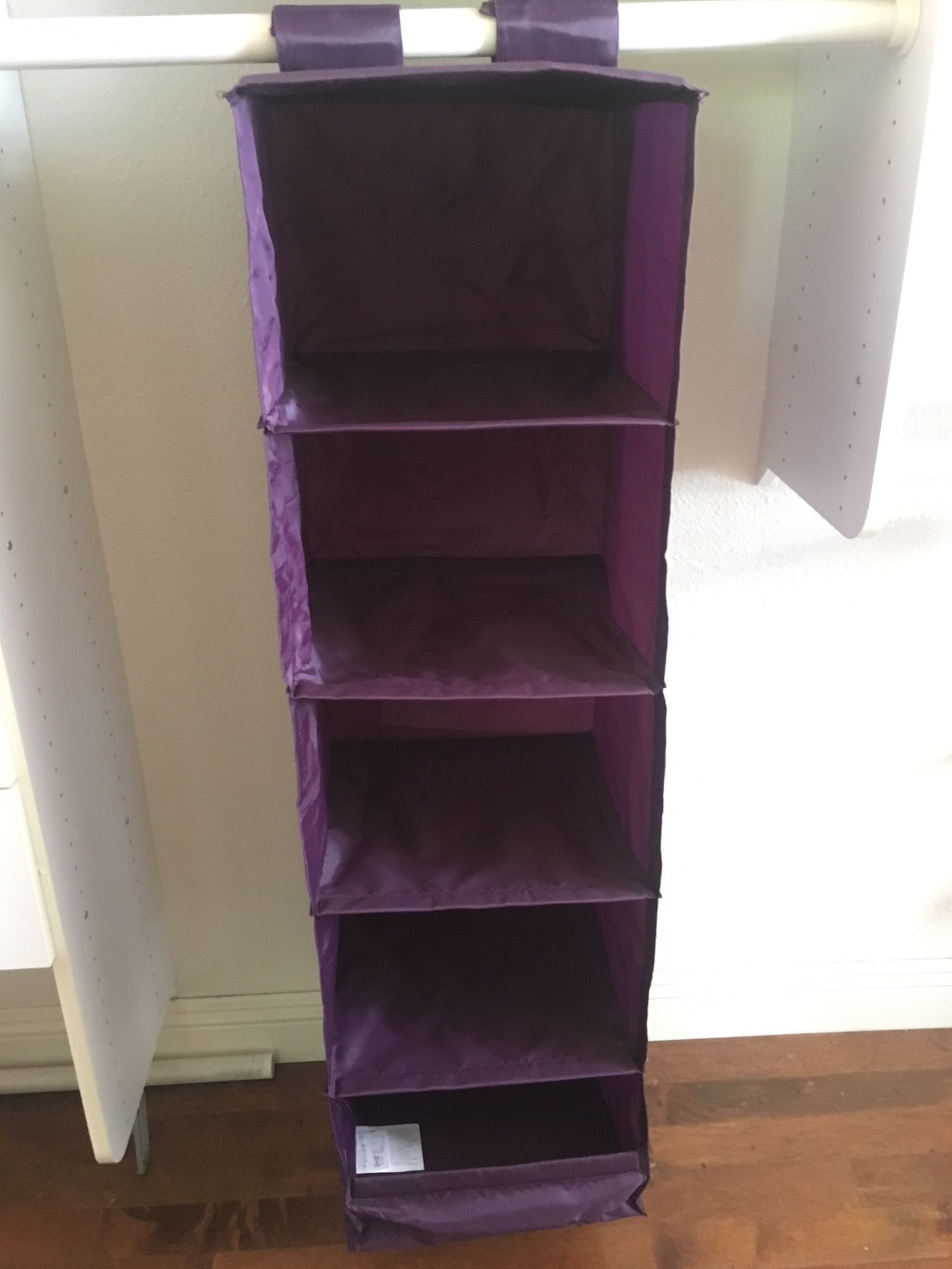 Closet organizer with 5 compartments