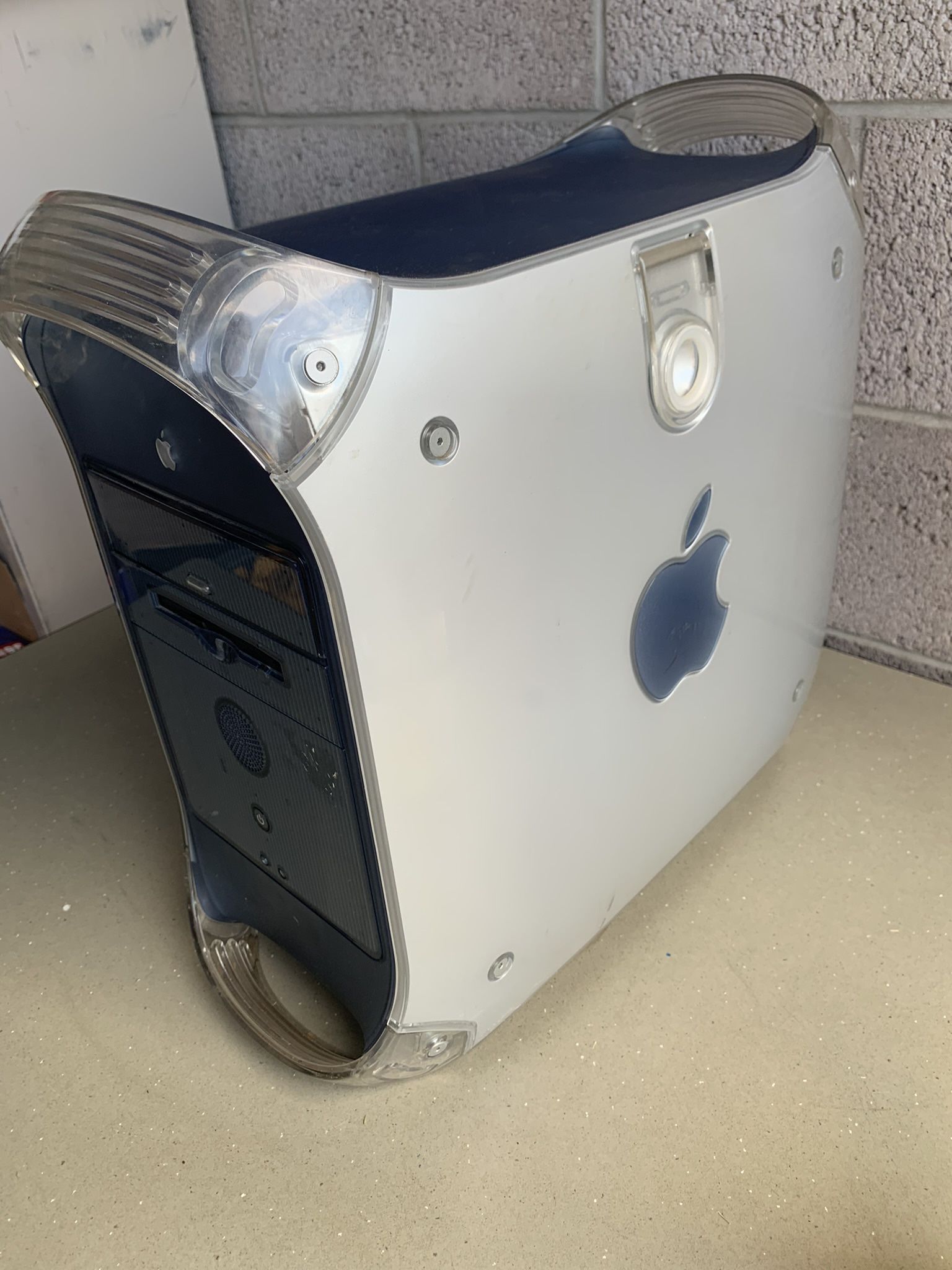 Lot Of Vintage Apple Computers