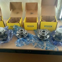 Moog Wheel Hub Assembly Front and Back