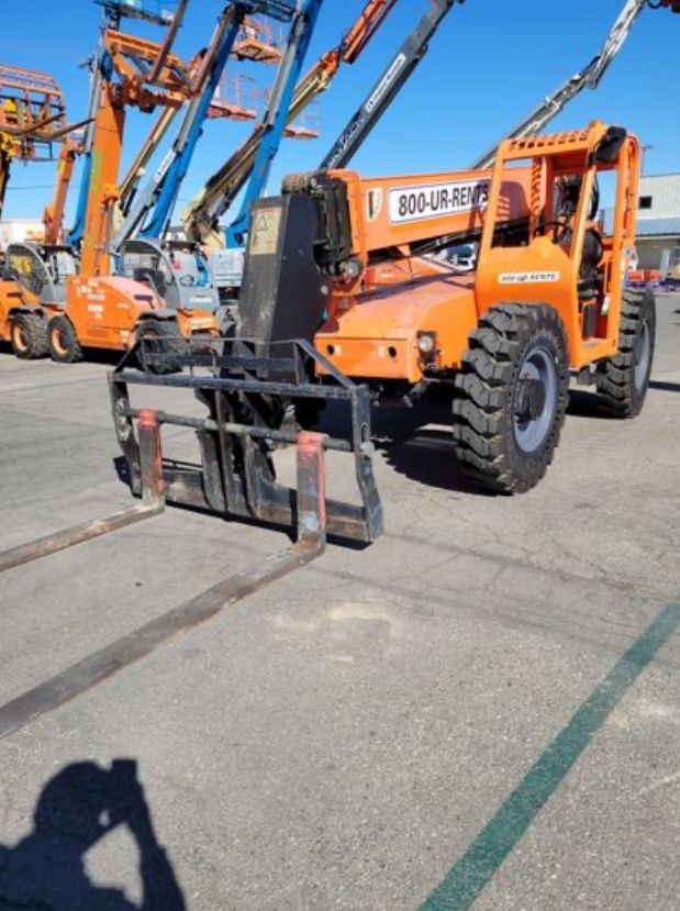 2015 Skytrak 6042 6K Reach Forklift