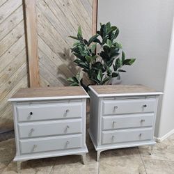 Nightstands (Soft Gray)