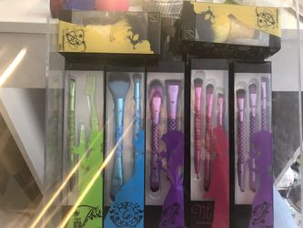 Disney Princess 👑 6Pcs $35 HAVE 2 sets available.