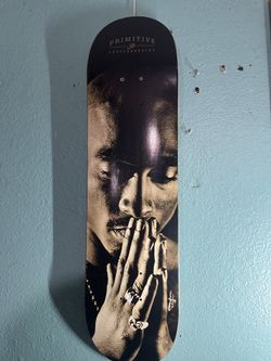 Tupac Skateboard