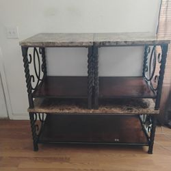 Used Brown 3 Piece Coffee Table Set $60