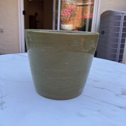 Ceramic glazed pot - 6.25 in x 5.5 in