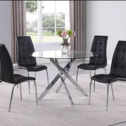 Round Glass Table And 4 Side Chairs
